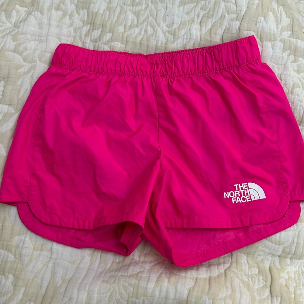 THE NORTH FACE pink short for six years old girl.